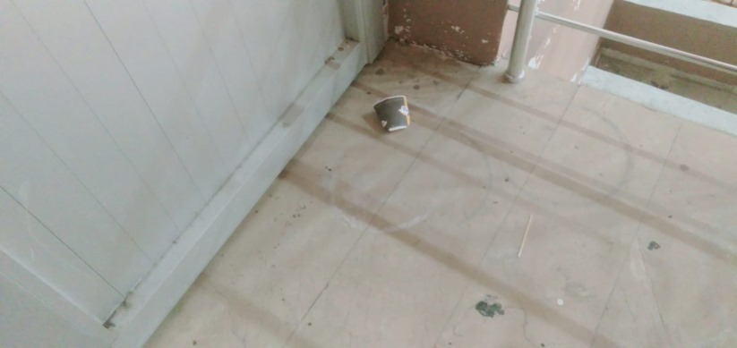 Samsun'da Atatürk Spor Salonu çöplüğe döndü