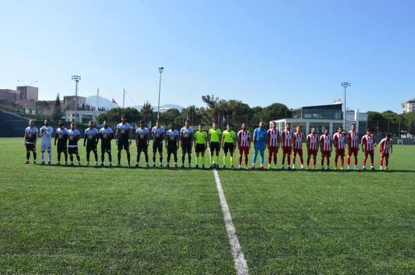 Yunusemre Belediyespor, Ayvalıkgücü Belediyespor'u tek golle geçti 