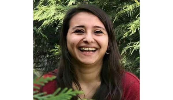 Bebeğini doğurdu, korona virüse yenik düştü