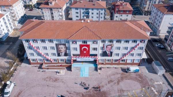 Cumhurbaşkanı Recep Tayyip Erdoğan, Ankara'nın Kahramankazan ilçesinde 3 okulun açılışını gerçekleştirdi