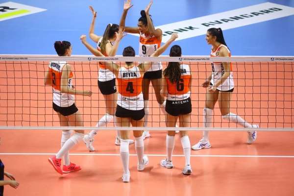 Eczacıbaşı VitrA, çeyrek final için İtalya'da