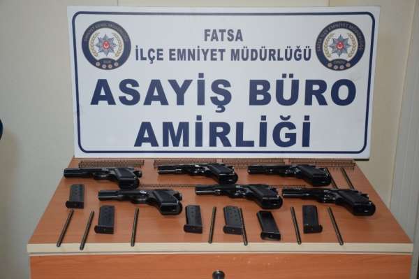 Fatsa'da 6 adet kaçak silah ele geçirdi: 2 gözaltı