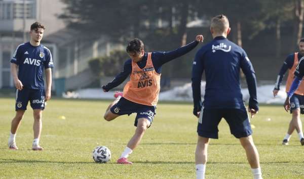 Fenerbahçe, Trabzonspor maçı hazırlıklarına başladı
