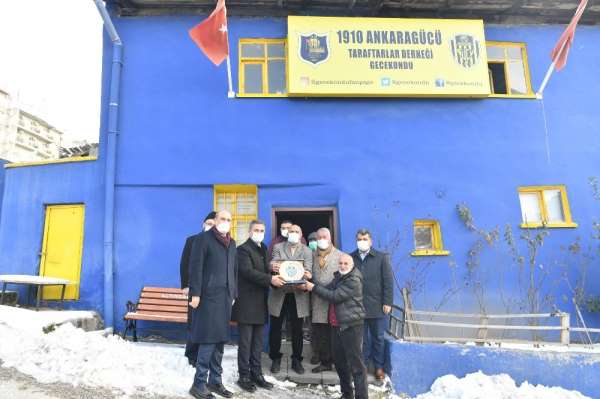 Mamak Belediye Başkanı Köse'den Ankaragücü taraftarlarına ziyaret