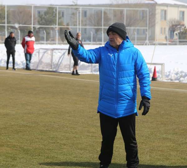 Rıza Çalımbay: 'Rizespor maçı çok kritik'
