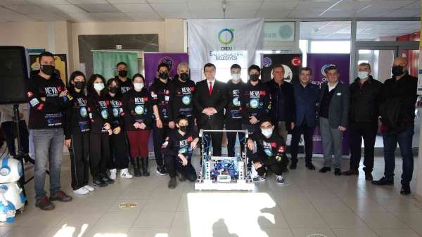 Ordulu öğrenciler, Kanada'daki robotik yarışmada Türkiye'yi temsil edecek