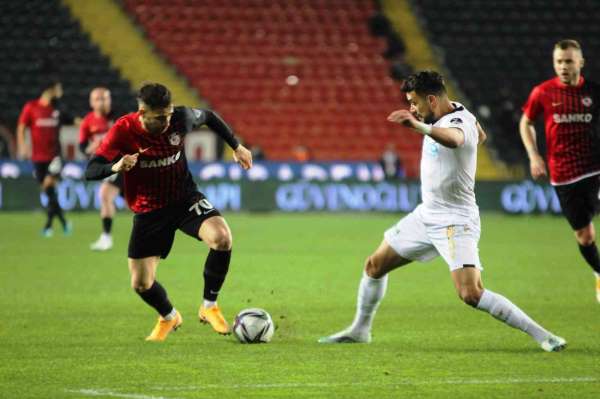 Spor Toto Süper Lig: Gaziantep FK: 0 - Yeni Malatyaspor: 0 (Maç Sonucu)