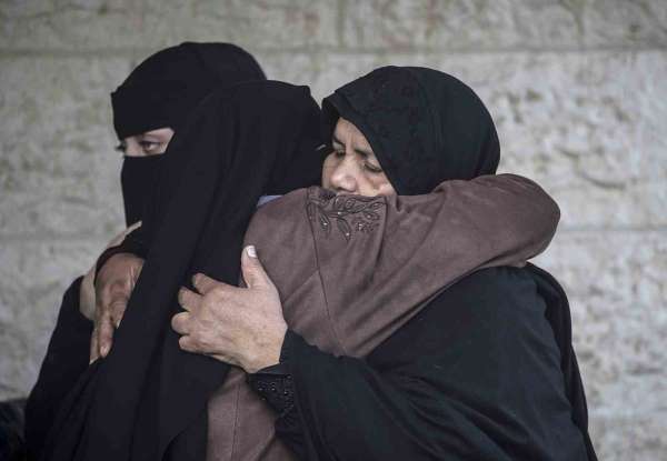 BM: 'En az 2 Filistinli kadın tutuklunun tecavüze uğradığı rapor edildi'