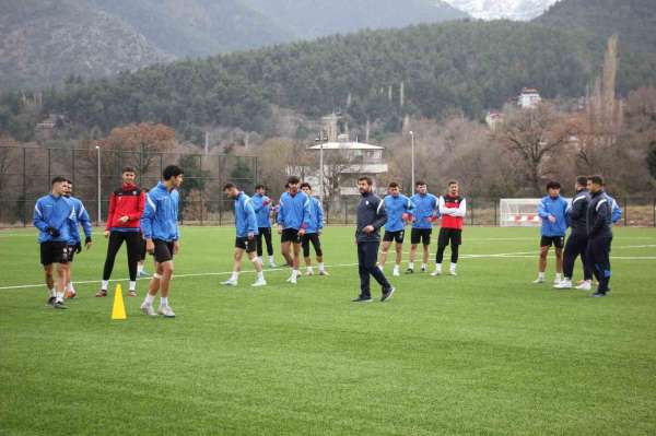 Irlıganlıspor, Kumluca'ya 3 puan için gidiyor