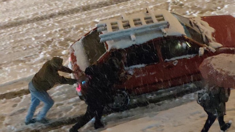 Samsun'da kar nedeniyle 67 grup yolu kapandı: Ekipler sahada