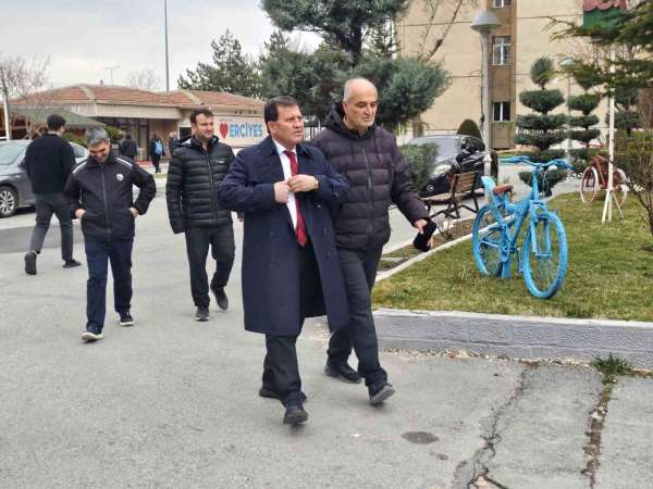 Ali İhsan Kabakcı incelemelerini sürdürüyor