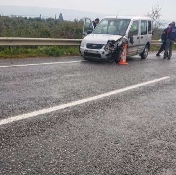 İzmir'de trafik kazası: 1 ölü 