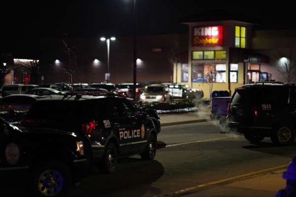 ABD'de süpermarkete silahlı saldırının bilançosu netleşti: 1'i polis 10 ölü 