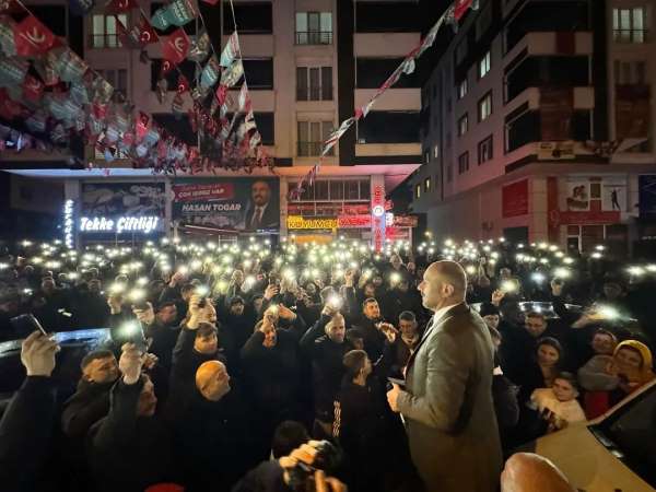 Başkan Togar'dan seçmenlere: 'Türkiye'nin okuyacağı bir sevda hikayesi yazıyorsunuz'