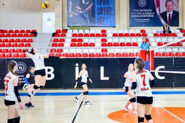 Bilecik'te Bölgesel Lig Kadınlar voleybol grup müsabakaları tamamlandı