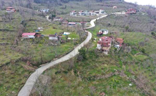 Ordu'da beton yol çalışmaları devam ediyor