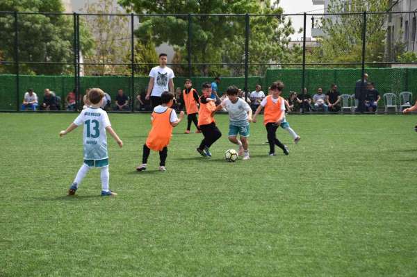 Baran Kamal 23 Nisan Ulusal Egemenlik Futbol Turnuvası'nda şampiyon belli oldu - Manisa haber