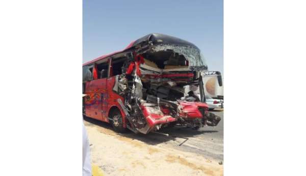 Suudi Arabistan'da otobüs kazası: 8 ölü