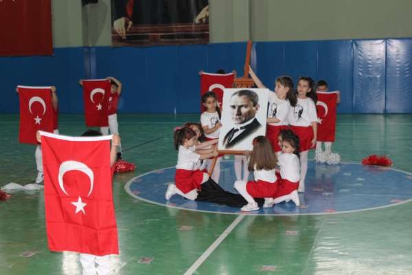 Türkeli'de 23 Nisan coşkuyla kutlandı