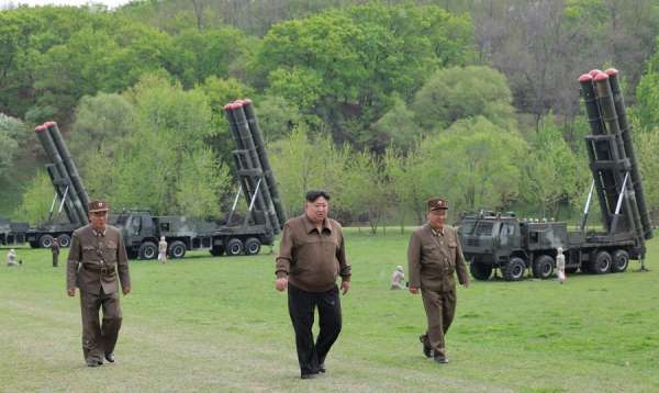 Kuzey Kore'den 'nükleer karşı saldırı' tatbikatı