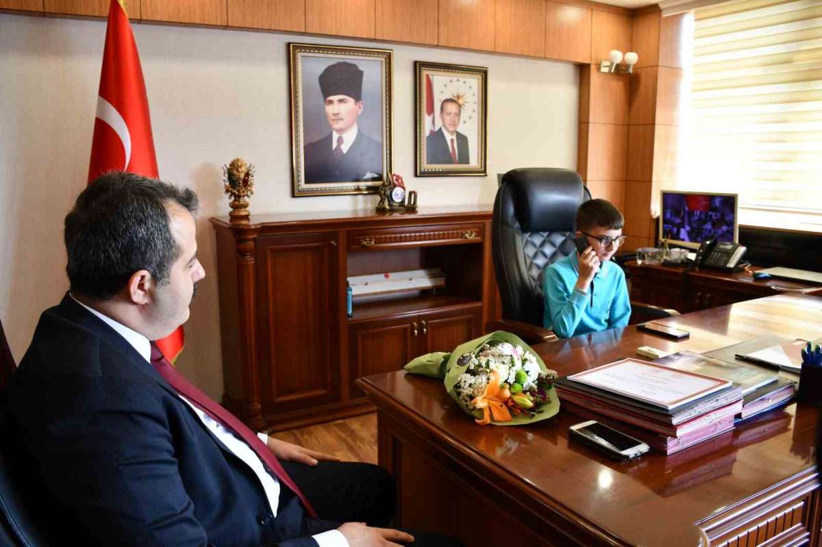 Vezirköprü'de makamlar çocuklara emanet edildi