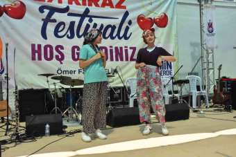 Şehzadeler Belediyesi Sancaklıbozköy'de 27 Kiraz Festivali düzenledi
