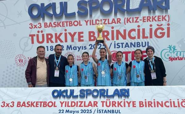 Ahmetli Gazi Ortaokulu'nun Yıldız Kızları Türkiye ikincisi oldu