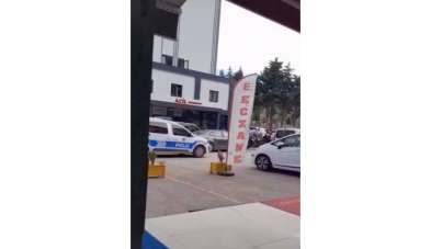 Amasya'da özel hastanede korku dolu anlar: Boğazına bıçak dayadı