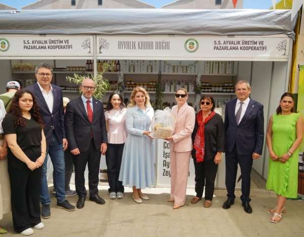 GastroFest'e damgasını vuran Ayvalık Kooperatifi'ne ilgi sürüyor