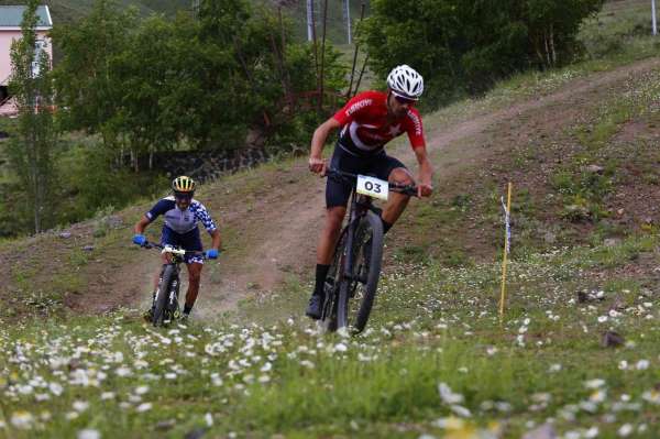 MTB Cup Olimpik Dağ Bisikleti yarışları nefes kesti - Erzurum haber