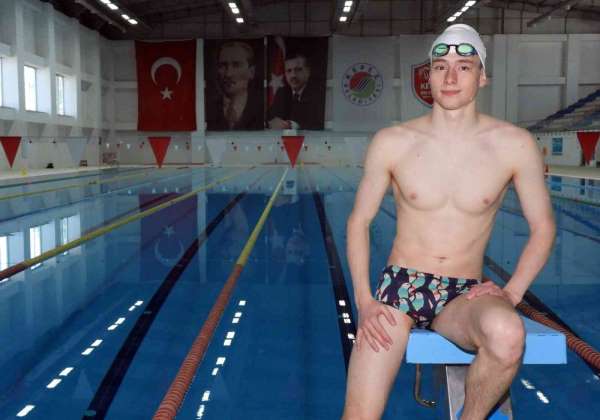 Ukraynalı yüzücüden 2 altın madalya - Antalya haber