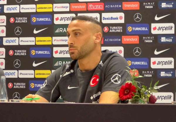 Cenk Tosun: 'Oynamaya hazırım ve oynamak istiyorum'
