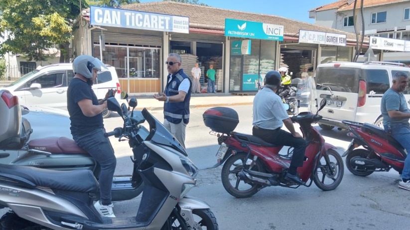 Samsun'da motosiklet denetimi: Kasksız ve ehliyetsiz sürücülere ceza