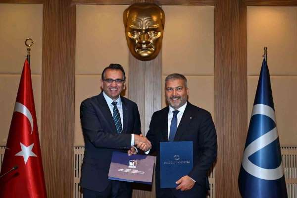 Anadolu Üniversitesi ile ESMMMO arasında staj iş birliği protokolü imzalandı