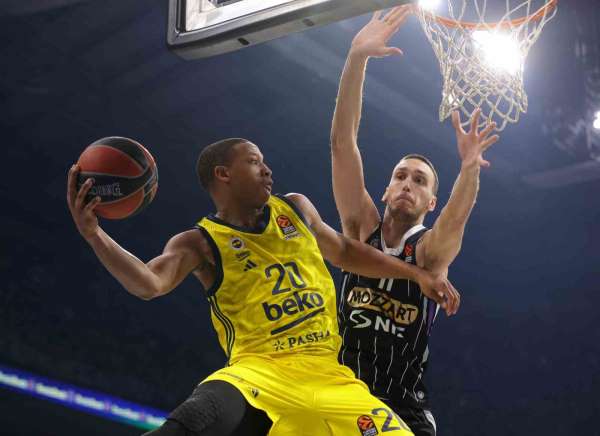 Fenerbahçe Beko, Devon Hall ile yollarını ayırdı