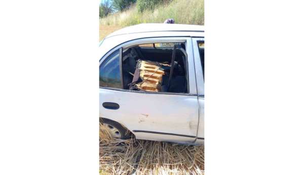 Gönen'de Trafik Kazası, araç yol kenarına savruldu, 5 kişi yaralandı