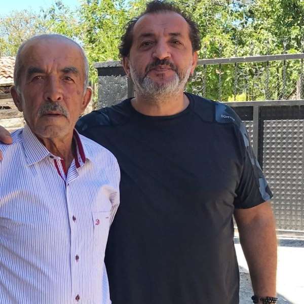 Şef Mehmet Yalçınkaya'nın babası vefat etti