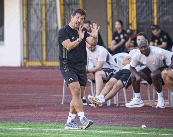 Belözoğlu: 'Antalyaspor belki de tarihinin en zor dönemini yaşıyor'