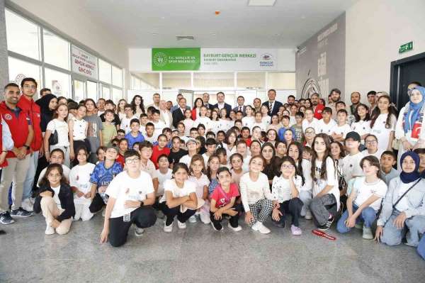 Gençlik ve Spor Bakan Yardımcısı Eminoğlu Bayburt'ta