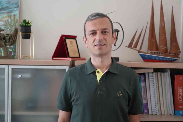 Psikiyatri doktoru uyardı: 'Esrar ve metamfetamin kullanımına doğru bir yönelim olduğu görülmektedir'