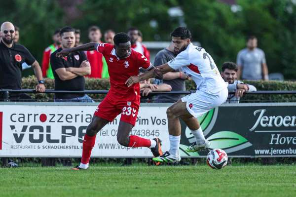 Samsunspor, yeni sezon hazırlıklarını Hollanda'da sürdürüyor