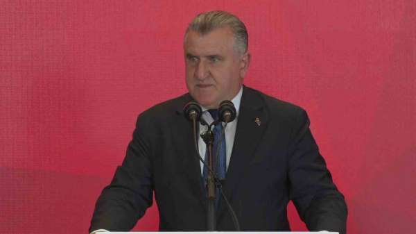 Gençlik ve Spor Bakanı Bak: 'Türkiye futbolunun, Türk sporunun güçlü olmasını istiyoruz'