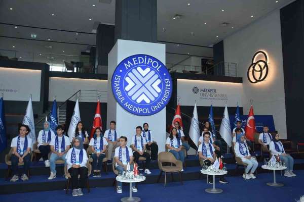Türkiye'nin YKS şampiyonları Medipol Üniversitesi'nde tıp okuyacak