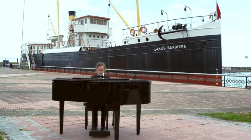 Samsun'da minik piyanist, başarılarıyla parmak ısırtıyor