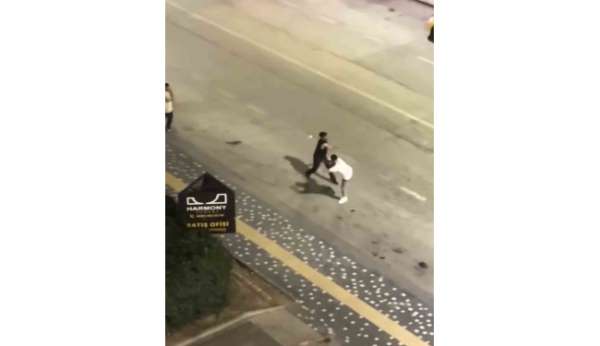 Bursa'da bıçaklı dehşet: Önce kadını yumrukla sonra yanındaki arkadaşına bıçakla bıçakla saldırdı