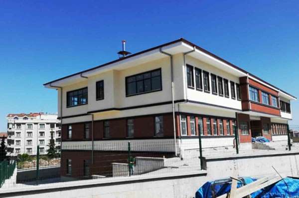 Samsun'da 3 okulda deprem güçlendirmesi sürüyor