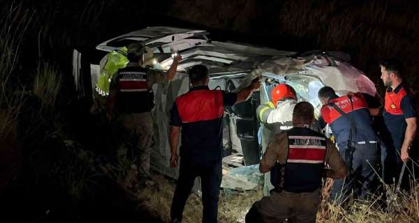 Bitlis'te trafik kazası: 4 yaralı