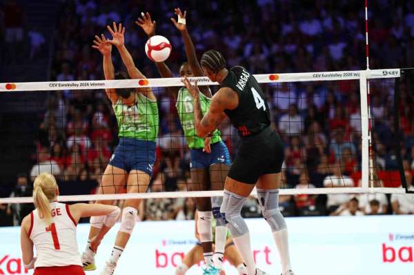 Milliler, CEV Avrupa Şampiyonası'nda 2'de 2 yaptı