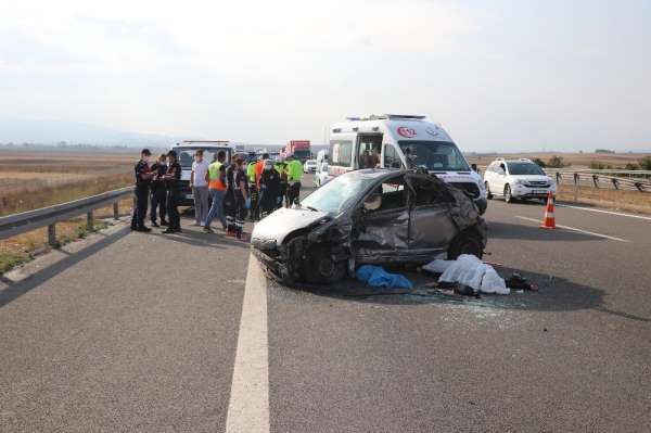 TEM'de feci kaza: 1 ölü, 1 yaralı 