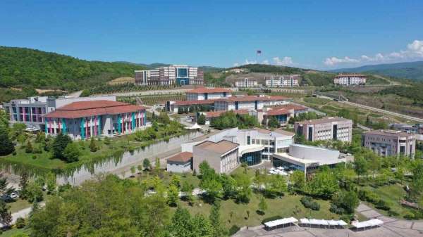 Düzce Üniversitesi akademisyenlerinden büyük başarı